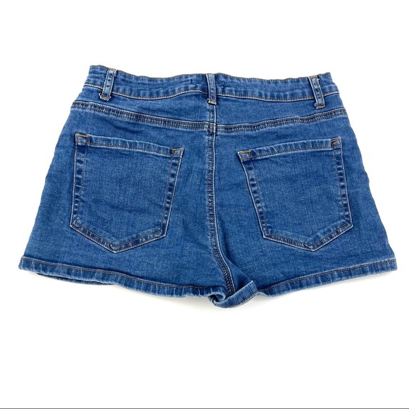 Forever 21 Women’s Blue Jean Shorts 29 - Picture 2 of 4